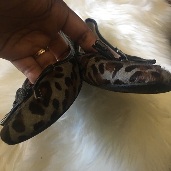 Vince Camuto leaopard real fur flats - Picture 5 of 8